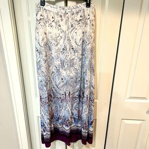 Maxi skirt